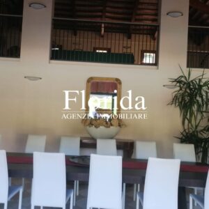 CAMPOSAMPIERO SPLENDIDA VILLA IN VENDITA IMMERSA NEL VERDE RIF. 2604 - 6