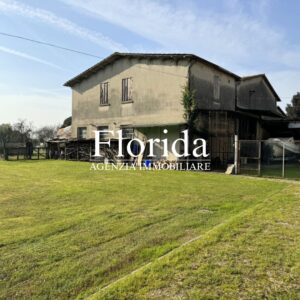 Rustico da Ristrutturare in vendita a Camposampiero RIF. 2745
