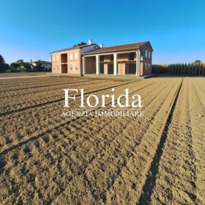 Villa singola in vendita immersa nel verde a Santa Giustina In Colle frazione Fratte Rif. 2726